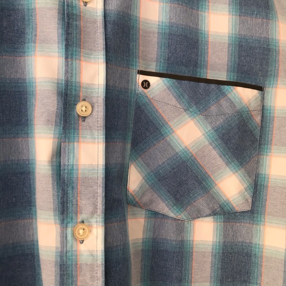 Men’s Hurley Short Sleeve Button Down Shirt in size S - Picture 3 of 7